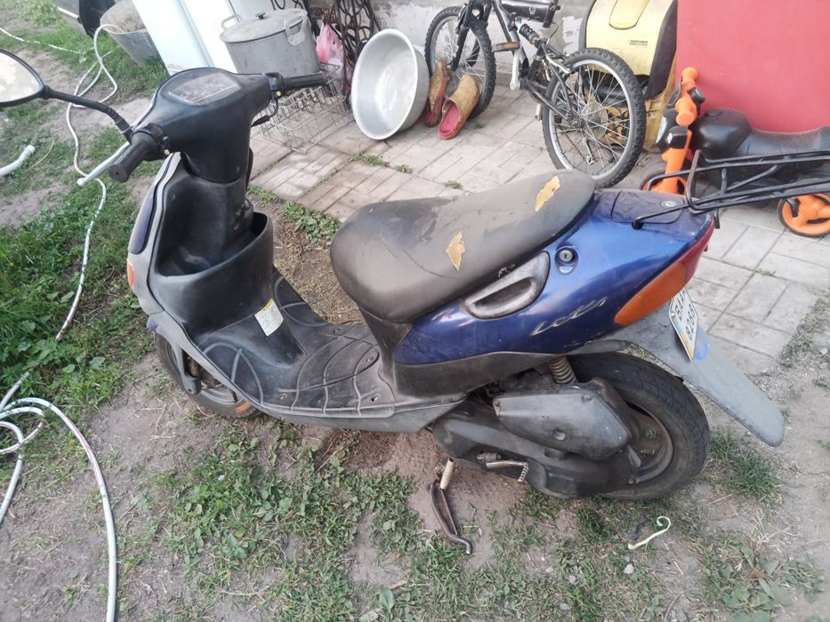 Скутер Сузукі летс 1