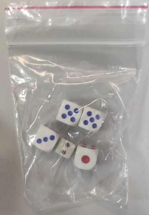 Продаються нарди ручної роботи.