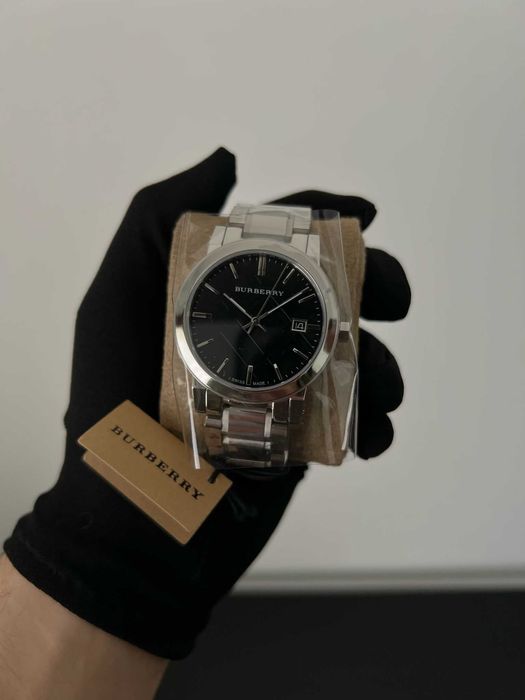 Relógio Burberry BU9001 - Novo, original com caixa e documentos
