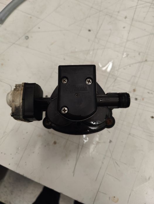 Bomba a trabalhar AQUA 8