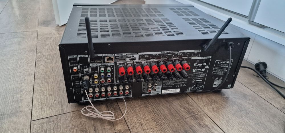 Amplituner Onkyo tx-nr686