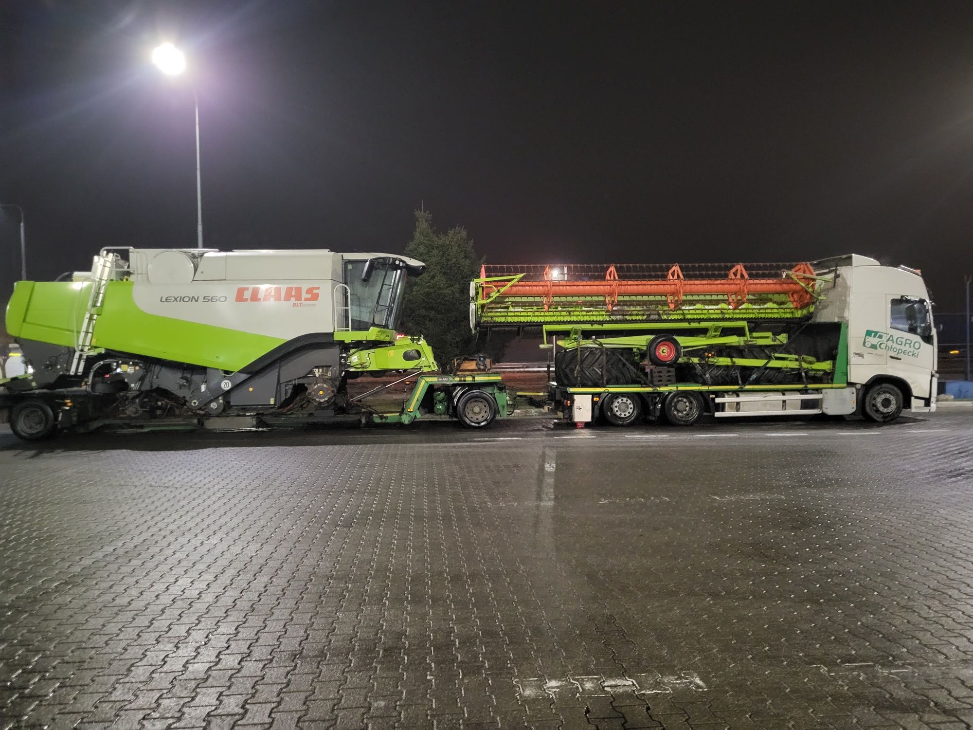 Transport claas tucano 320,340,420,430,440,450,570