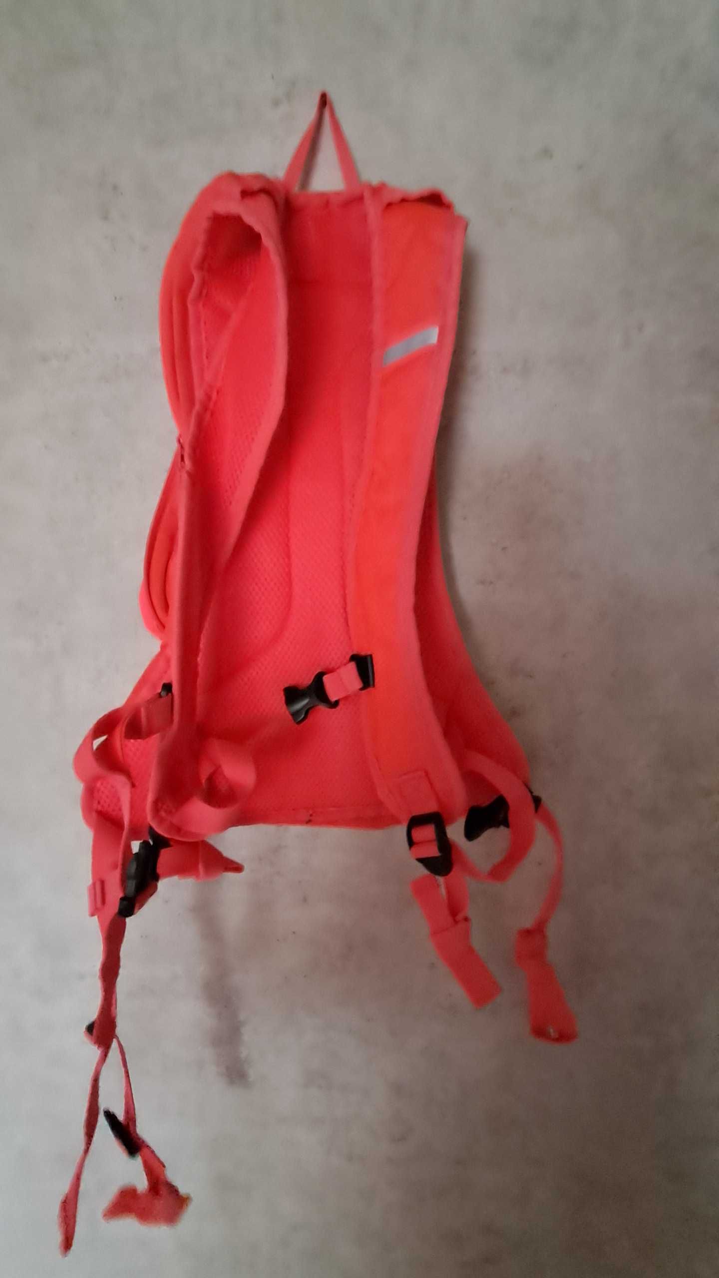 Plecak różowy  do biegania/rower