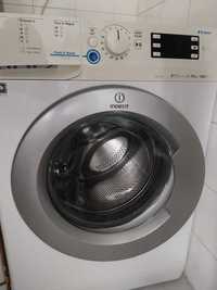 Vendo máquina lavar roupa indesit,10kg.