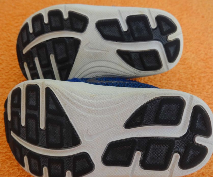 Sapatilhas / Ténis Nike Tamanho 19.5