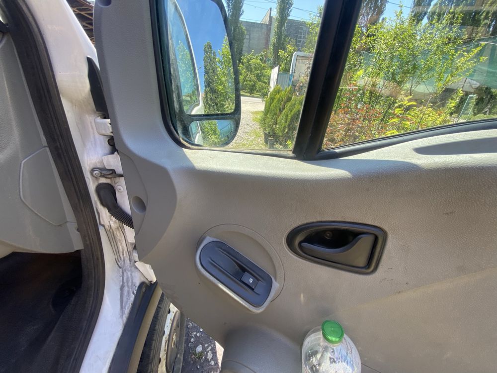 Nissan Interstar 2008р вантажо пасажир 8+1