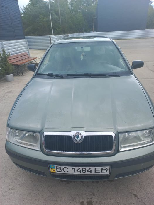 Продам шкоду октавію тур