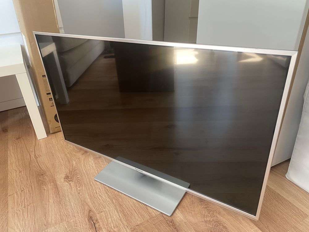 Telewizor Panasonic TX-L42ET60E 42 cale