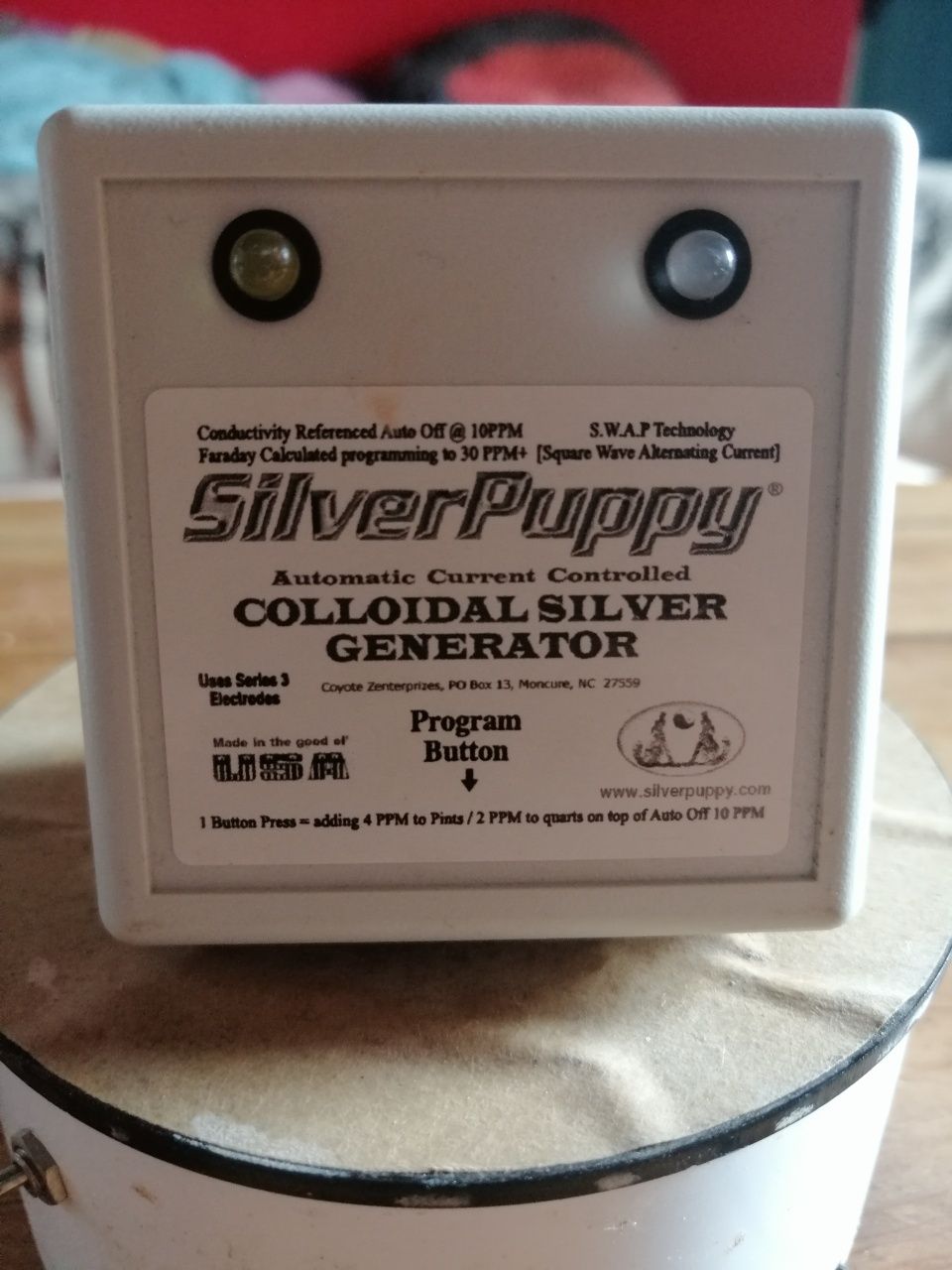 Colloidal silver generator (SilverPuppy®)
