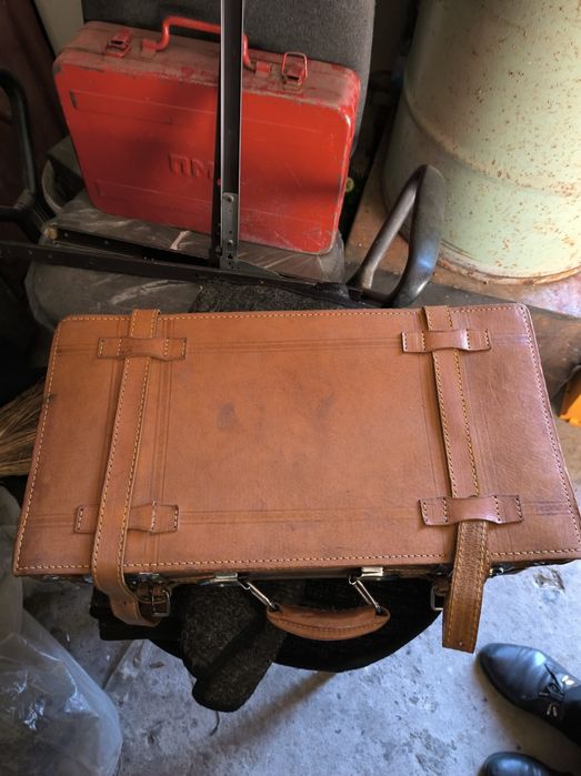 Старинный   Шкіряний, ретро німецький чемодан