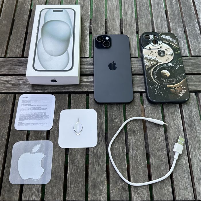 Smartfon Apple / iPhone 15 Black Pamięć 512 GB - Komplet BDB!