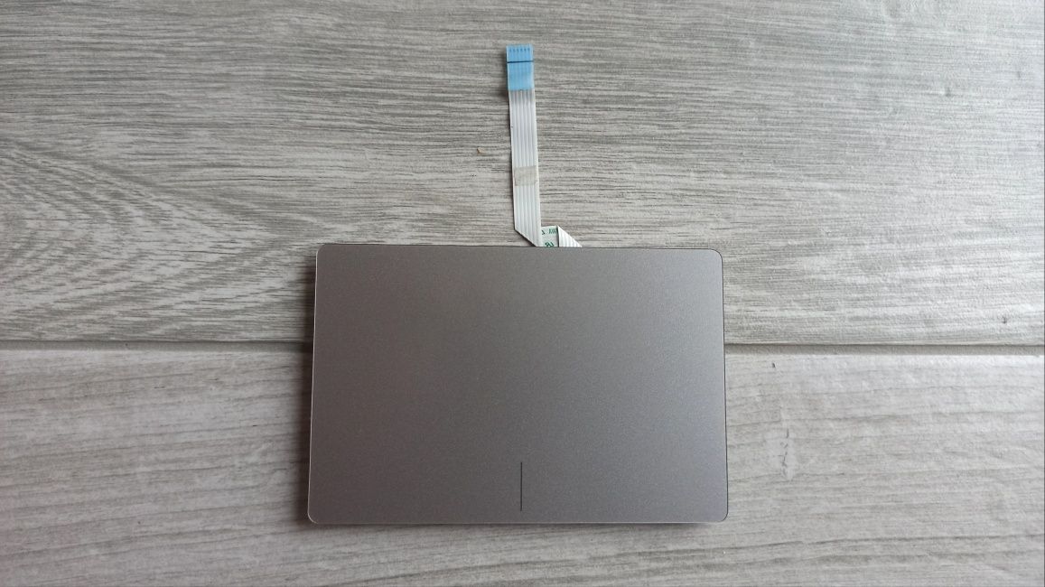 Touchpad z500 sprawny