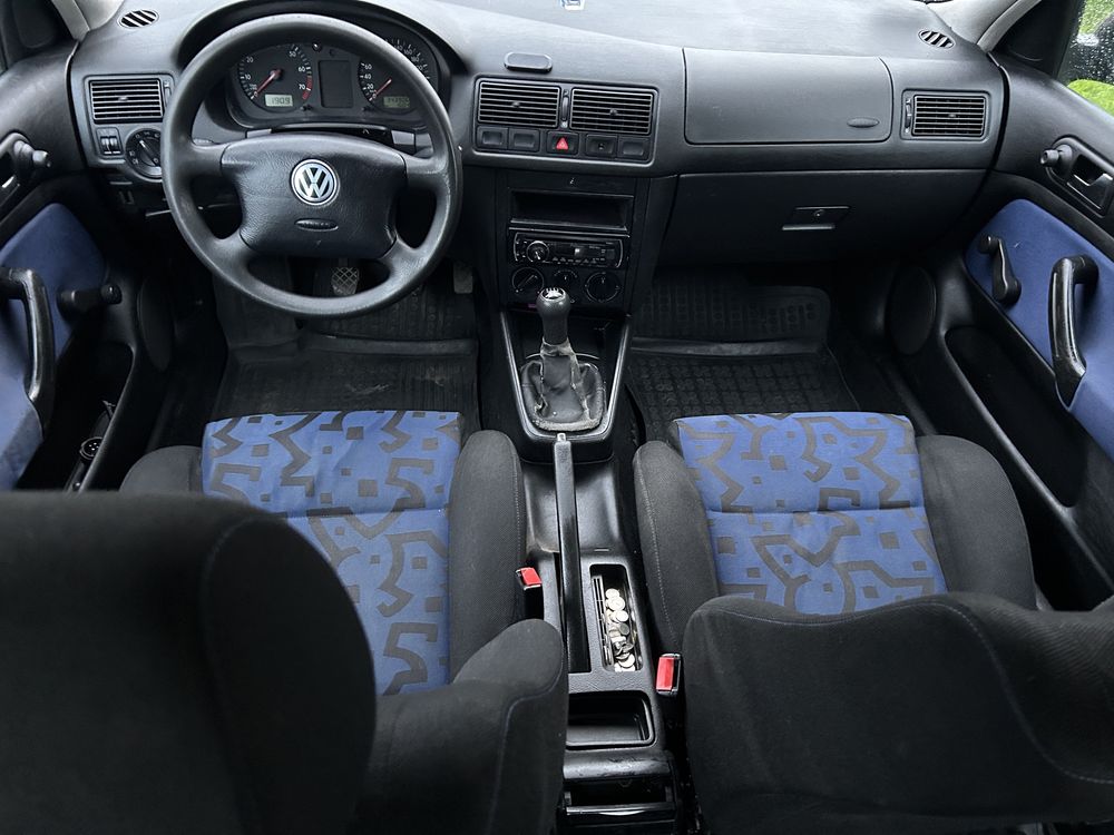 VW Golf IV 1.6 8V 100 KM