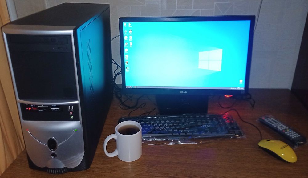 Продам мощный компьютер с монитором 22 комп системник игровой
