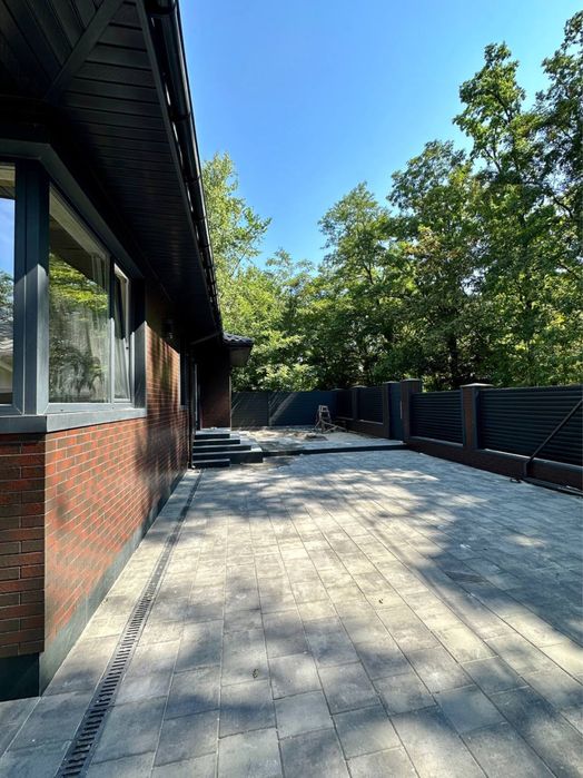 Одноповерховий будинок 160 м2 на 7 сотках, лісова Буча. Без комісії