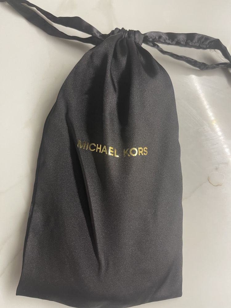 Opaska na oczy Michael Kors z etui woreczkiem