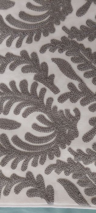 Almofadas bordadas - Origem Dubai