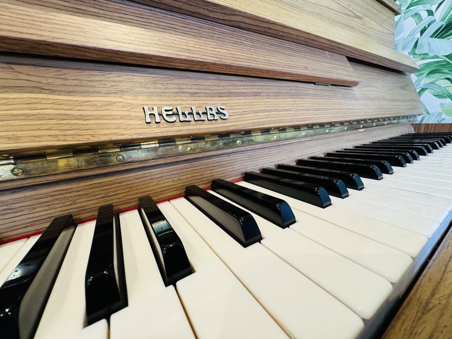 Pianino Hellas ’78 — wyjątkowo piękne brzmienie, transport w cenie*