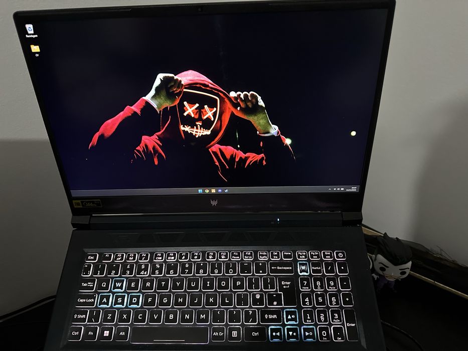 Acer Predator Helios 300 PH317-55 – Potência para Gaming e Trabalho!