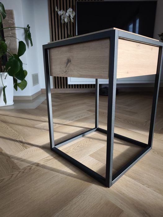 Stolik nocny pilnie sprzedam