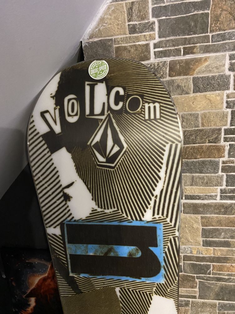 Deska Snowboard Volcom x nitro beast 157 mid wide   2023