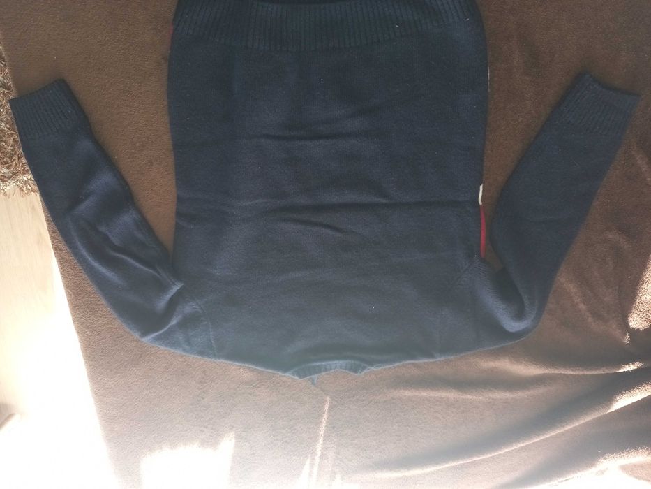 Vendo Camisola Criança Porches em Excelente estado de conservação