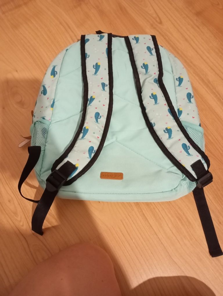 Vendo mochila de criança