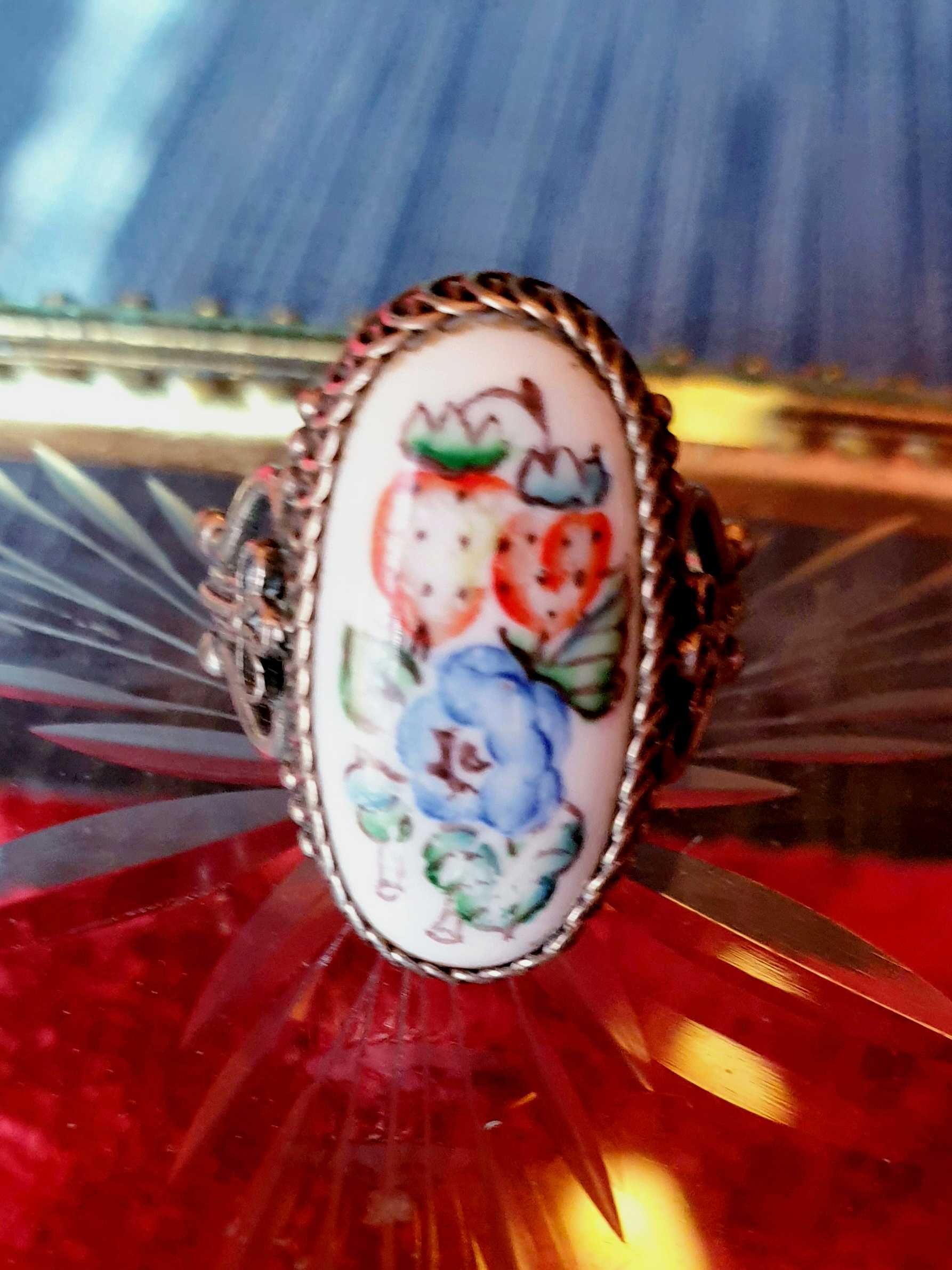 Винтажное кольцо из мельхиора финифть