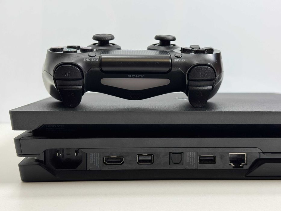 Konsola PlayStation 4 Pro PS4 1TB z Padem Gwarancja Super Stan