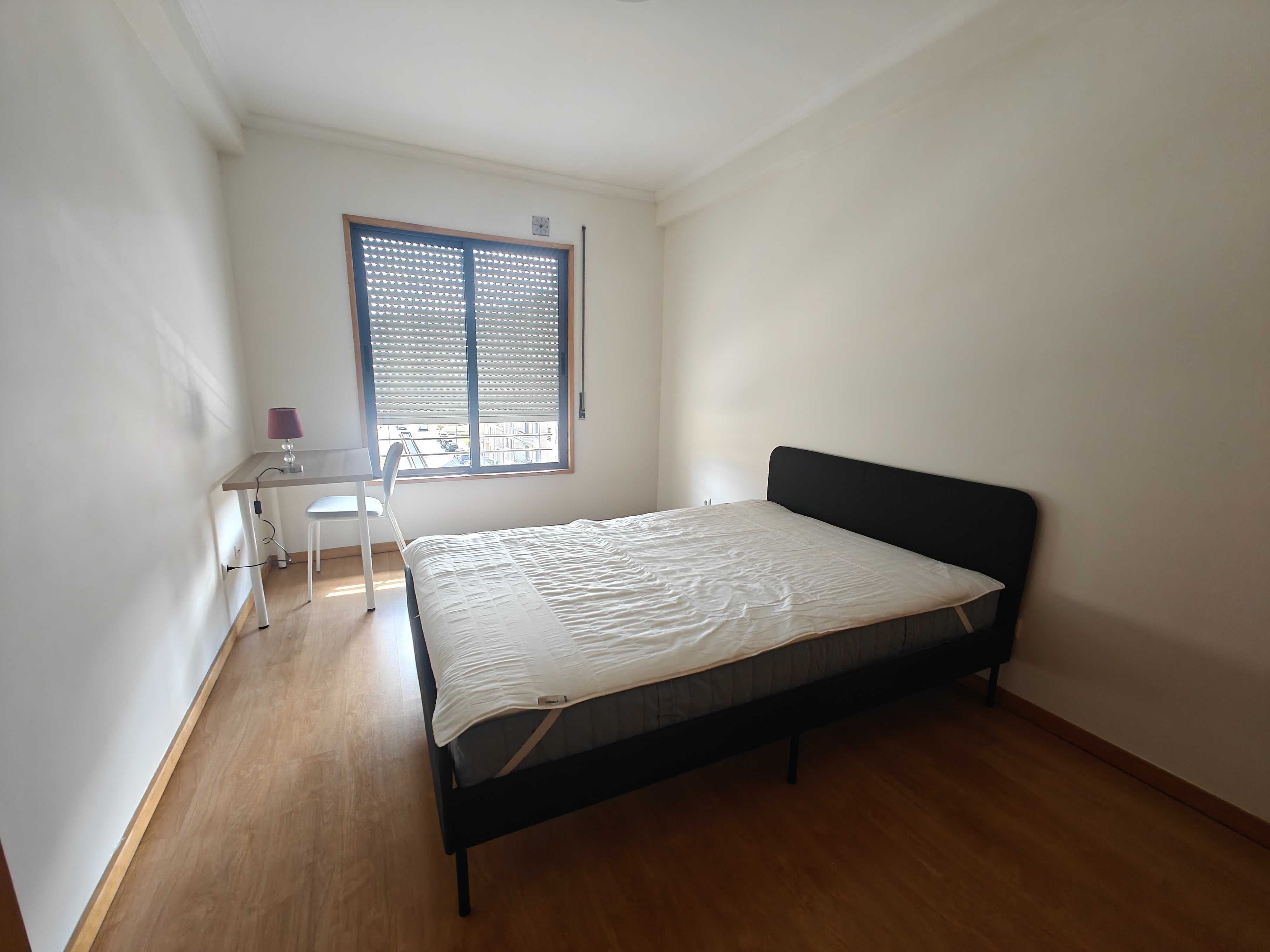 Quartos para arrendar a meninas Valongo