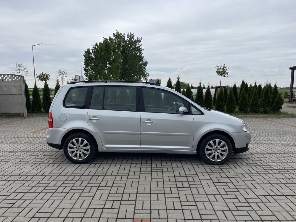 Volkswagen Touran 2.0 TDI 140km 2006 rok 7-miejsc