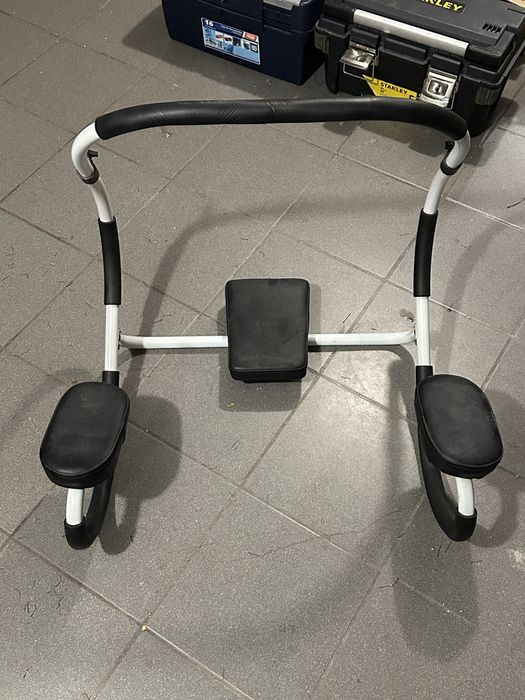 Ab Roller Trainer - Equipamento de ginásio para fortalecer o abdomen