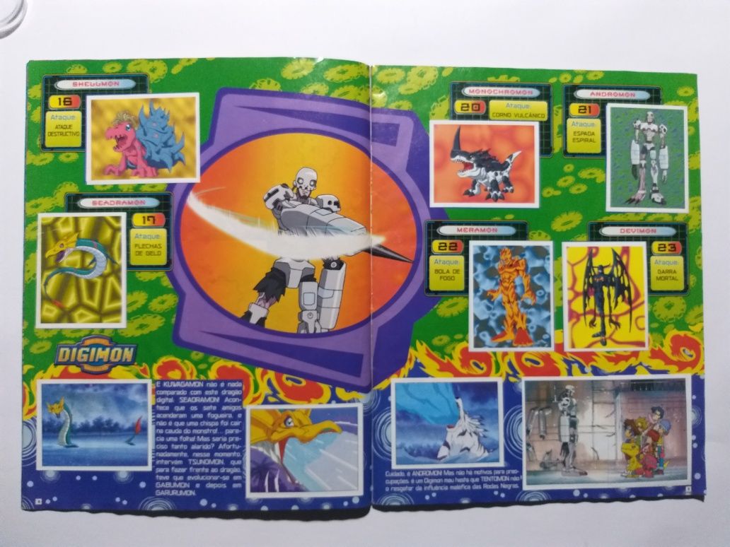 Caderneta Digimon Panini