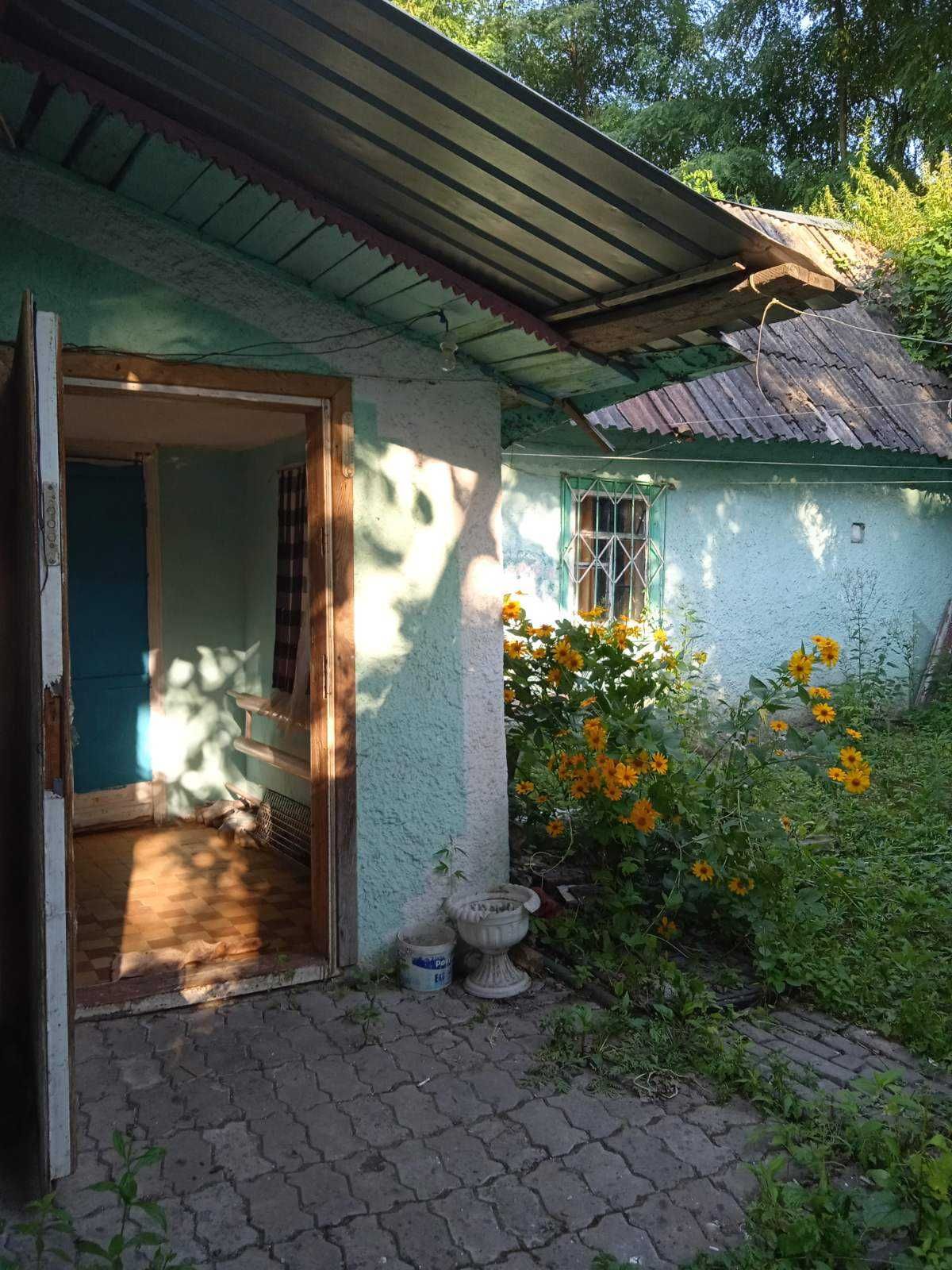 Продам дом по ул. Бассейной земля приватизированная пр. Металургов