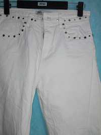 Białe jeansy damskie