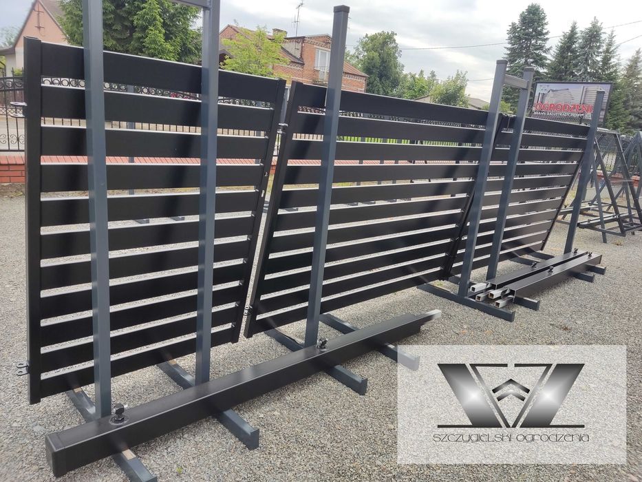 Brama wjazdowa dwuskrzydłowa panelowa palisadowa 1,45x4/100x20 czarna