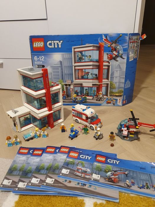 Lego City 60204 szpital karetka pogotowie kompletne