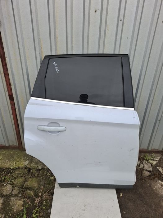 FORD KUGA MK1 Drzwi prawy tył prawe TYLNE B8 wlkp igła białą perła