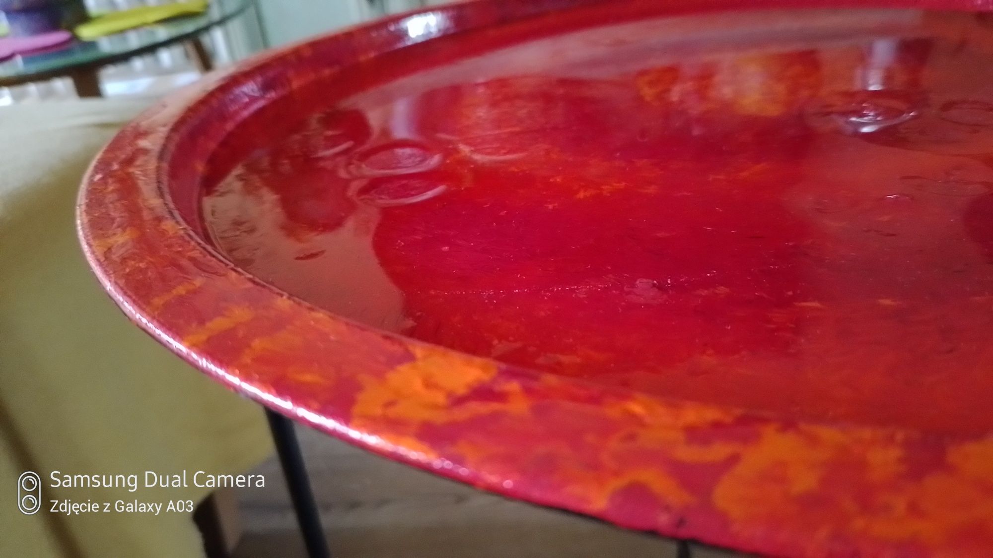 Ręcznie malowany stolik metal okrągły 46 x 46 x 50 cm