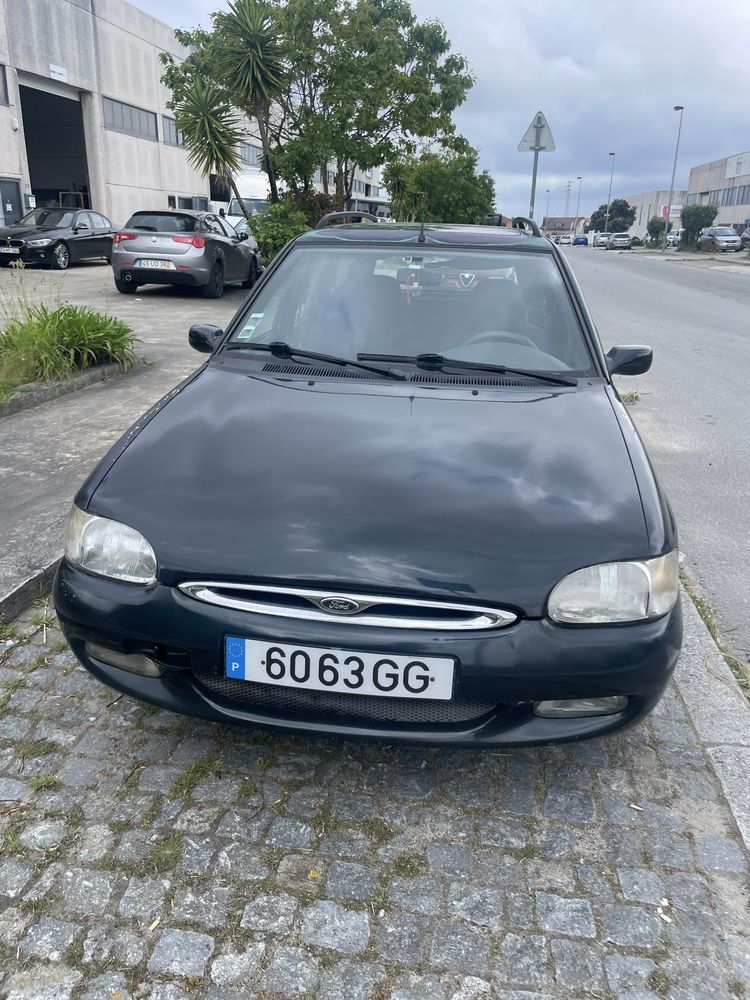 Ford Escort SW 1996 com motor muito bom!