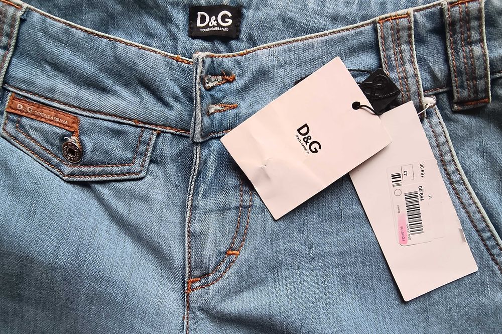 Жіночі джинси Dolce & Gabbana лінія D&G. Клеш, орігінал made in Italy.