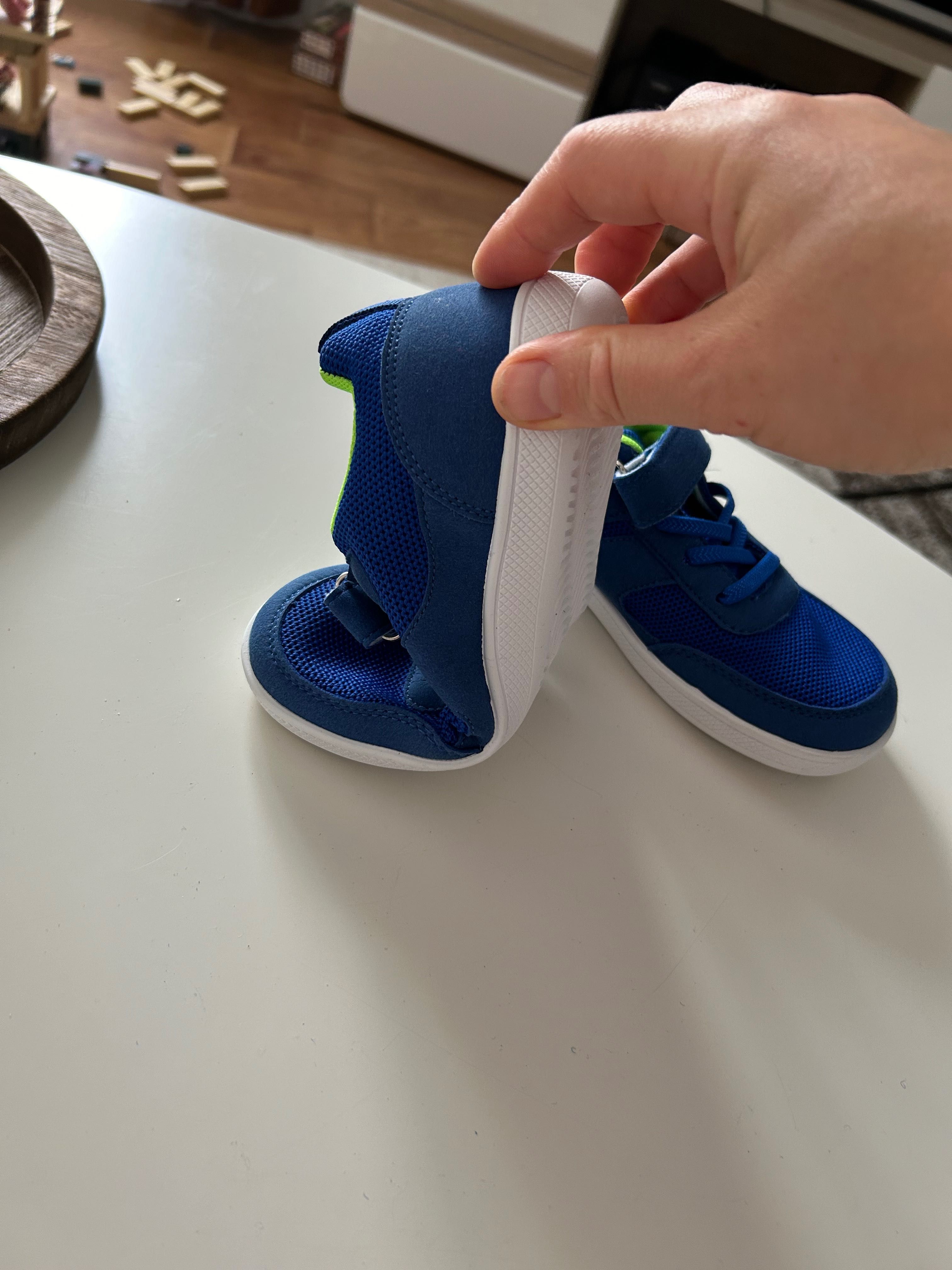 Buty dziecięce 31,5 Nowe