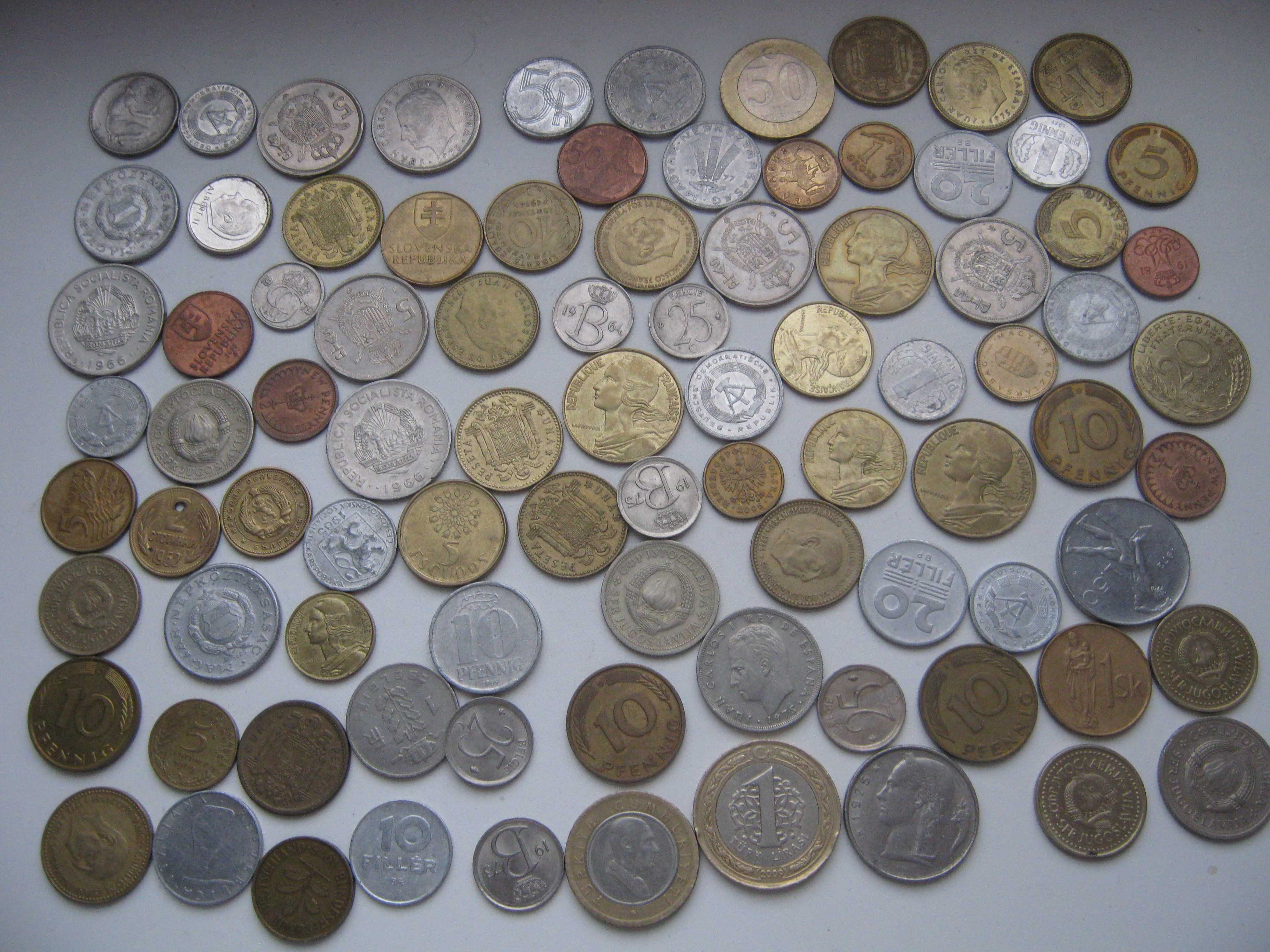Монеты разные иностранные 100 шт