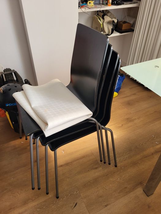 Mesa de vidro + cadeiras (liquidação total)