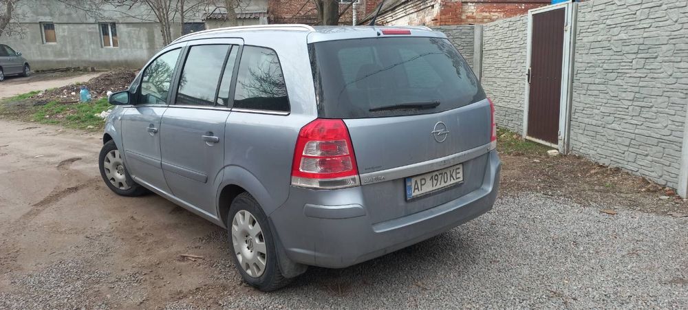 Opel Zafira 1,6 бензин