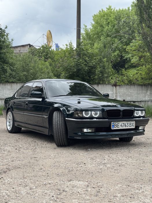 BMW 7 series E38