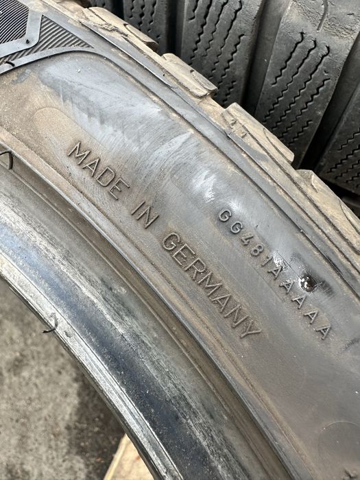 Шини 255 40 19 100V Goodyear UltraGrip Performance пара