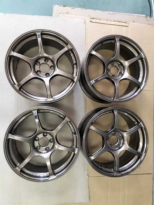 Felgi Advan Racing RG3 17x8 5x100 ET48 Subaru Impreza Forester STI
