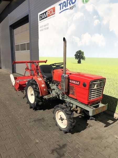 Traktorek Yanmar YM1401 z glebogryzarką