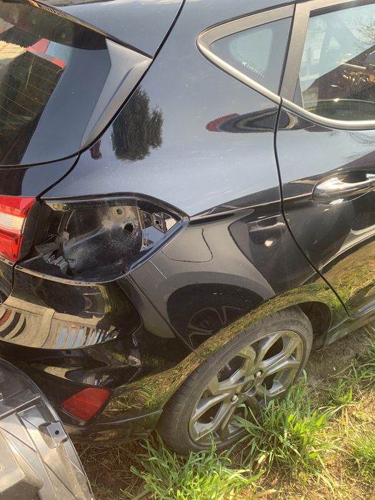 Ćwiartki Ford Fiesta MK8